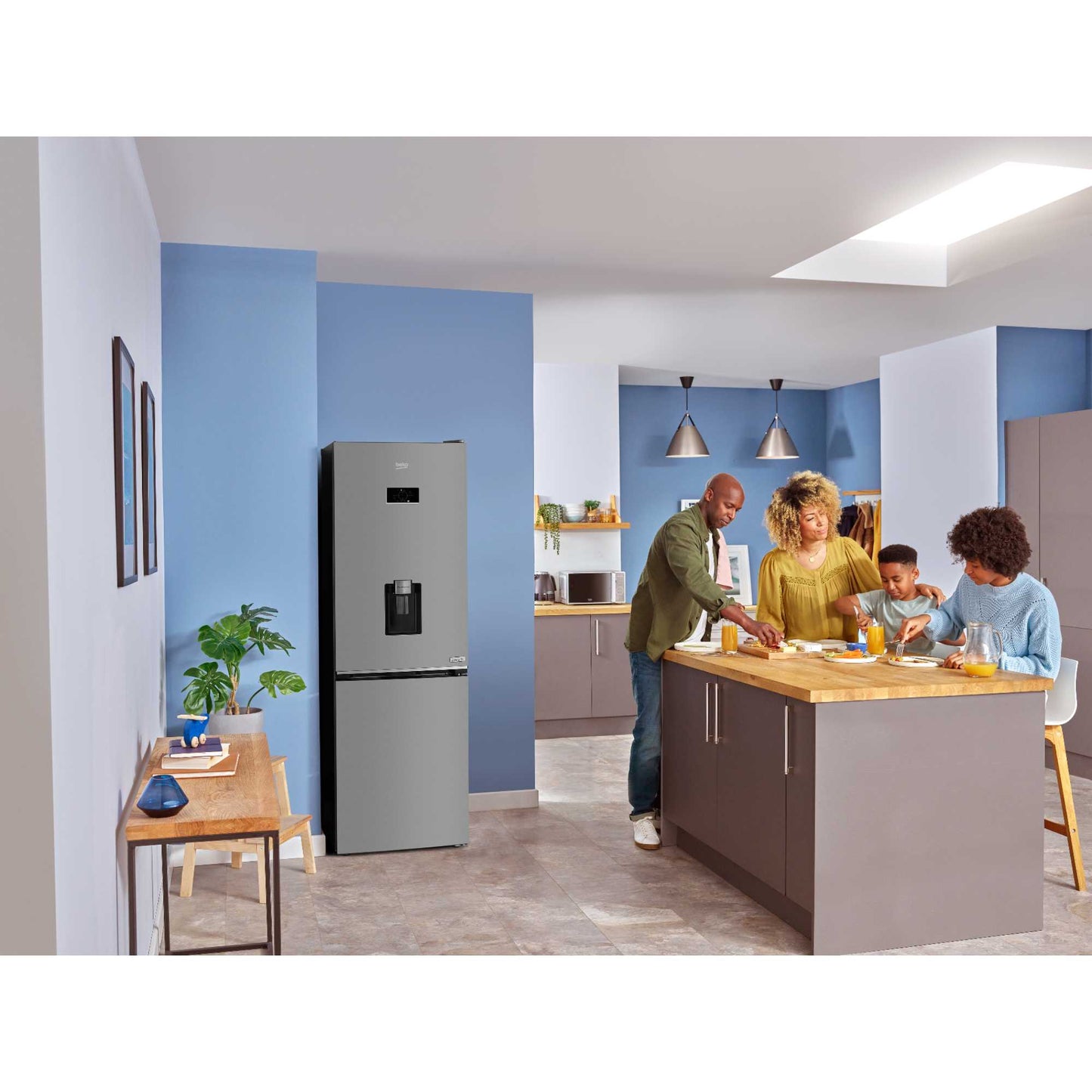 Beko Freestanding Fridge Freezer 70/30 AeroFlow Stainless Steel - CNB3G4686DVP