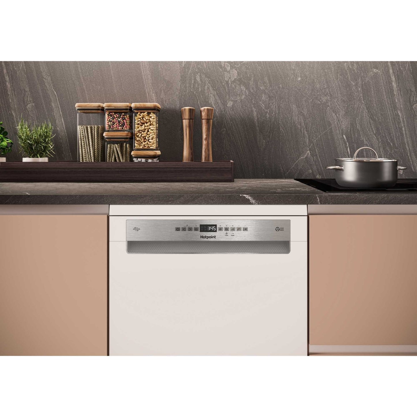 Hotpoint Freestanding Full-Sized Dishwasher - HD7F HP33 UK