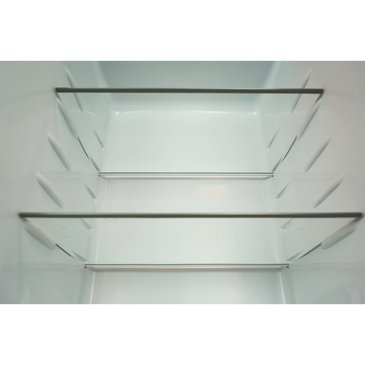 Montpellier MDAS186W Static Fridge Freezer in White