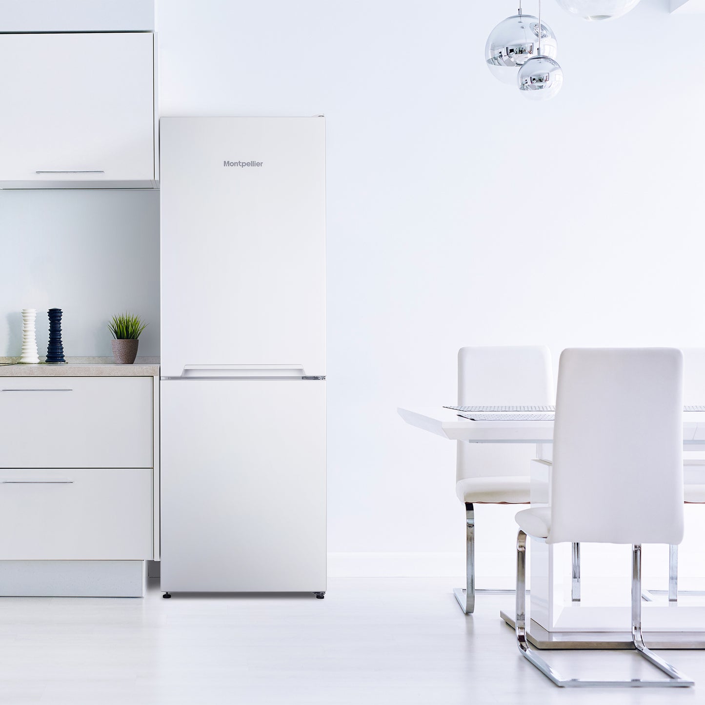 Montpellier MS155EW Low Frost Fridge Freezer in White
