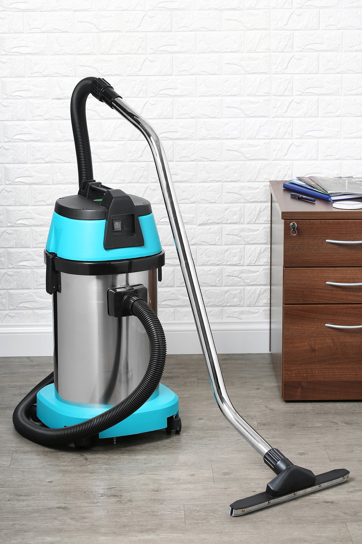 Vacuum Cleaner Wet And Dry 30 Litre