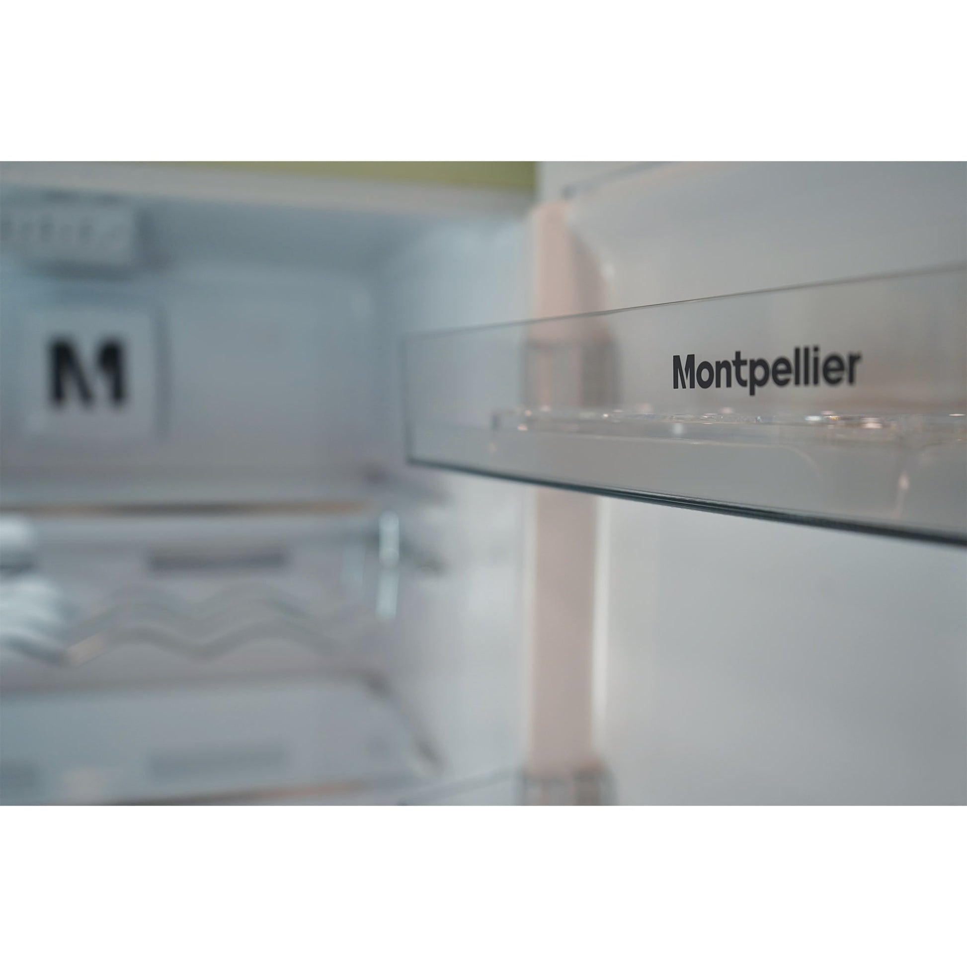 Montpellier MAB190C Retro No Frost Fridge Freezer