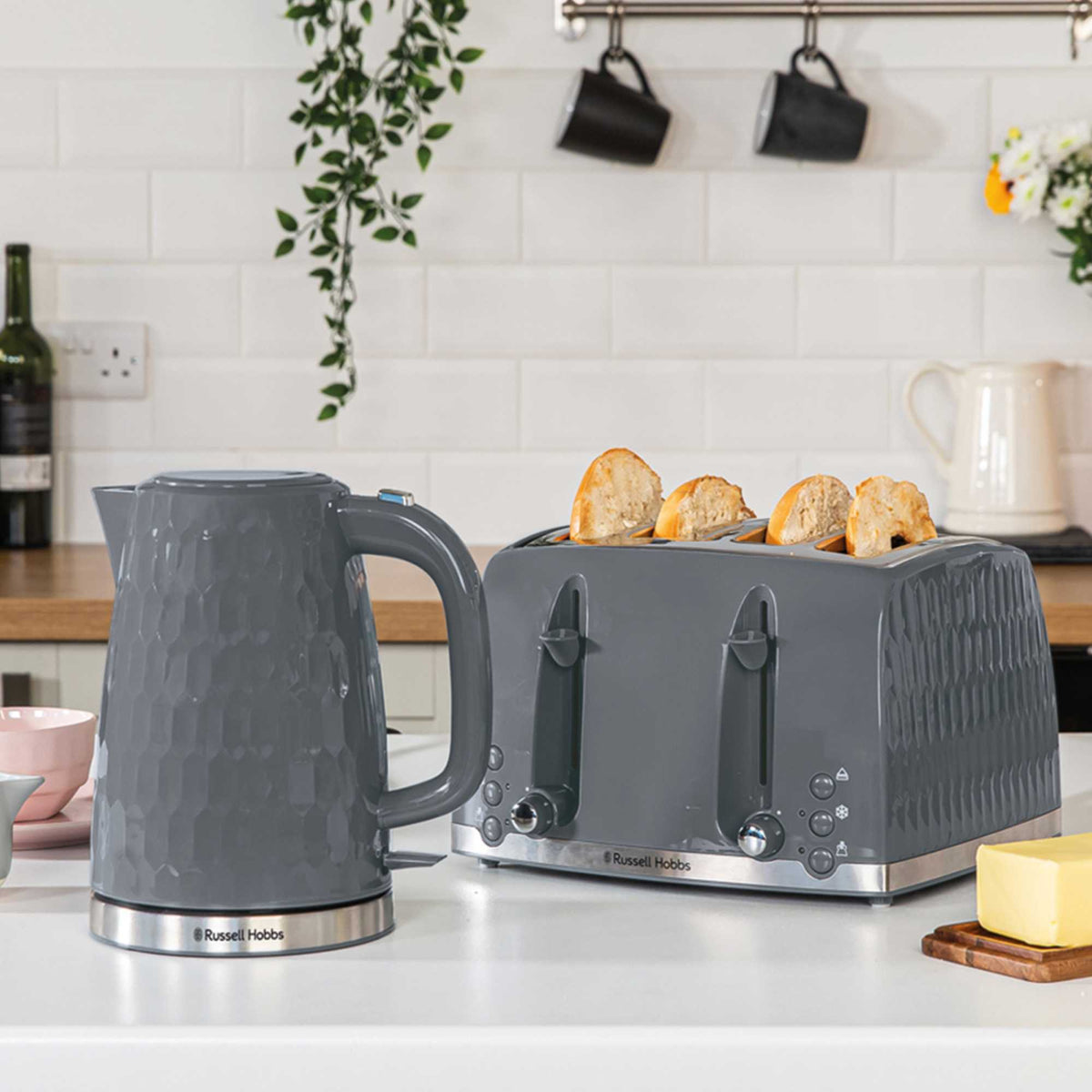 Russell Hobbs Honeycomb 26053 1.7L 3000W Kettle