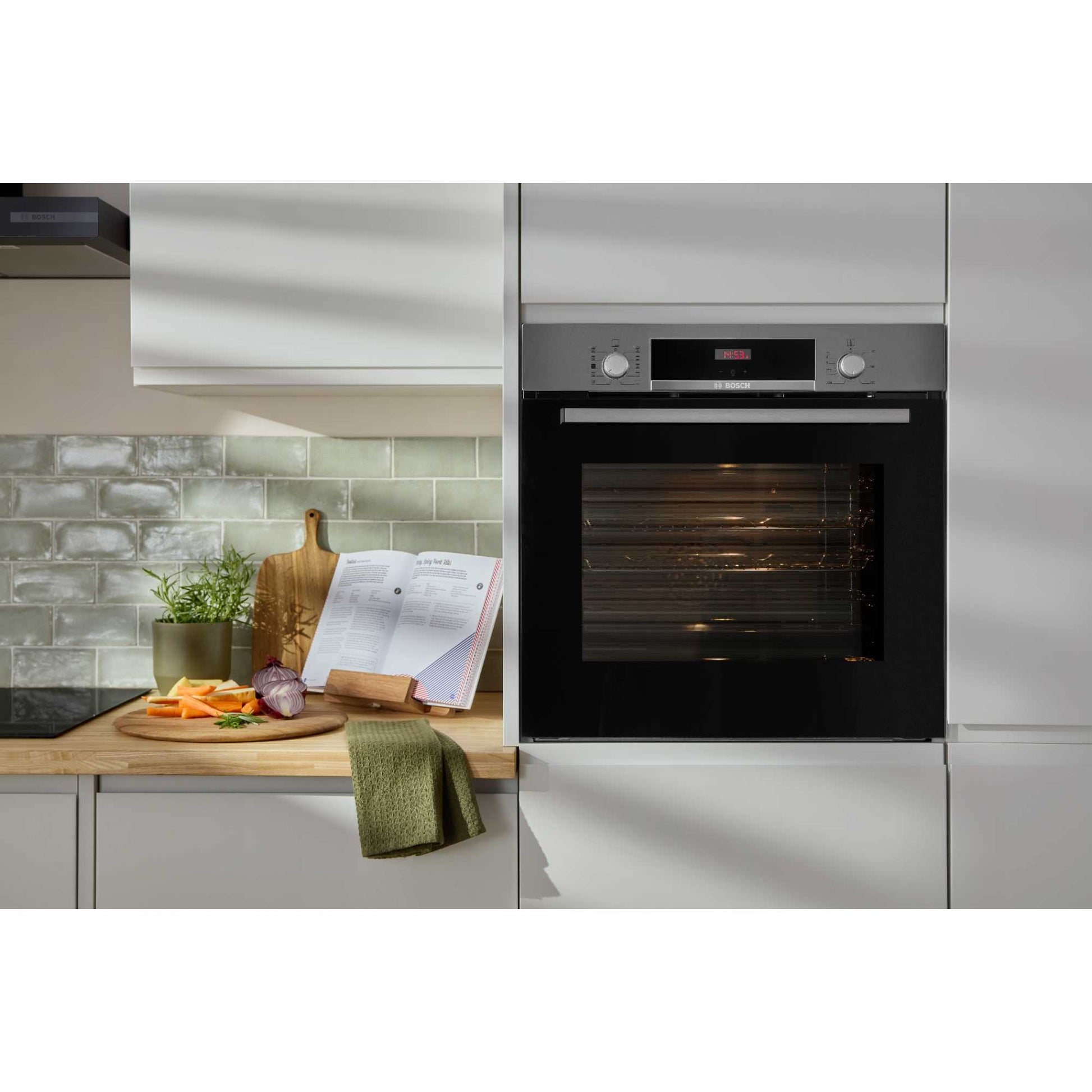 Bosch Series 4 HQA534BS3B Built-In Single Oven with Steam Function - Stainless Steel