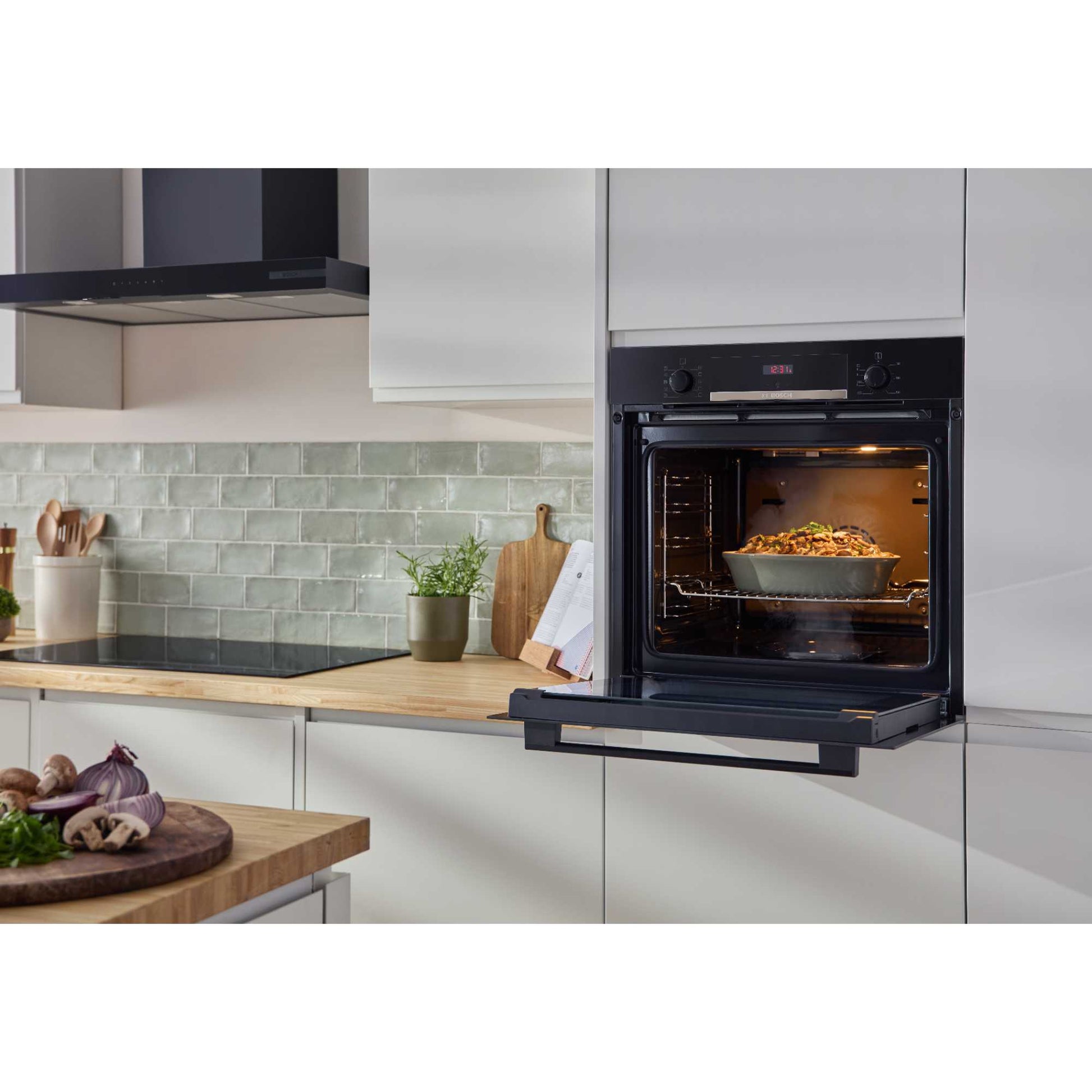 Bosch Series 4 HQA534BB3B Built-In Single Oven with Steam Function - Black