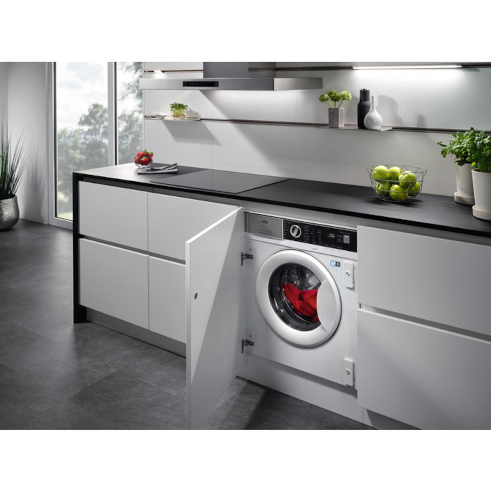 AEG LF7E7431BI Integrated ProSteam 1400 rpm 7kg Washing Machine