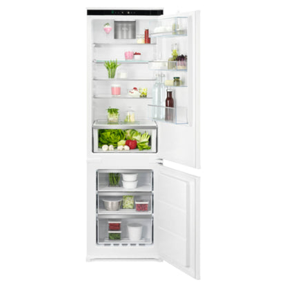 AEG 7000 GreenZone Built-In Fridge Freezer 70/30 No Frost - NSC7G181DS