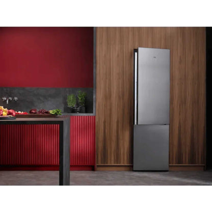 Electrolux 7000 GreenZone+ Fridge Freezer 70/30 No Frost - Silver - ORC7P321DX
