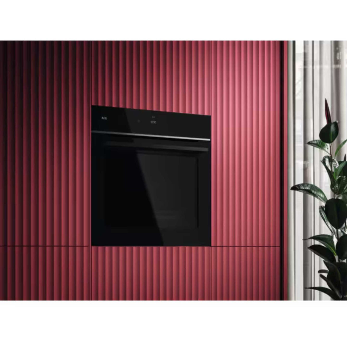AEG TE7PB731AB 7000 MealAssist Pyrolytic Self Clean 71l Built-in Oven - Black