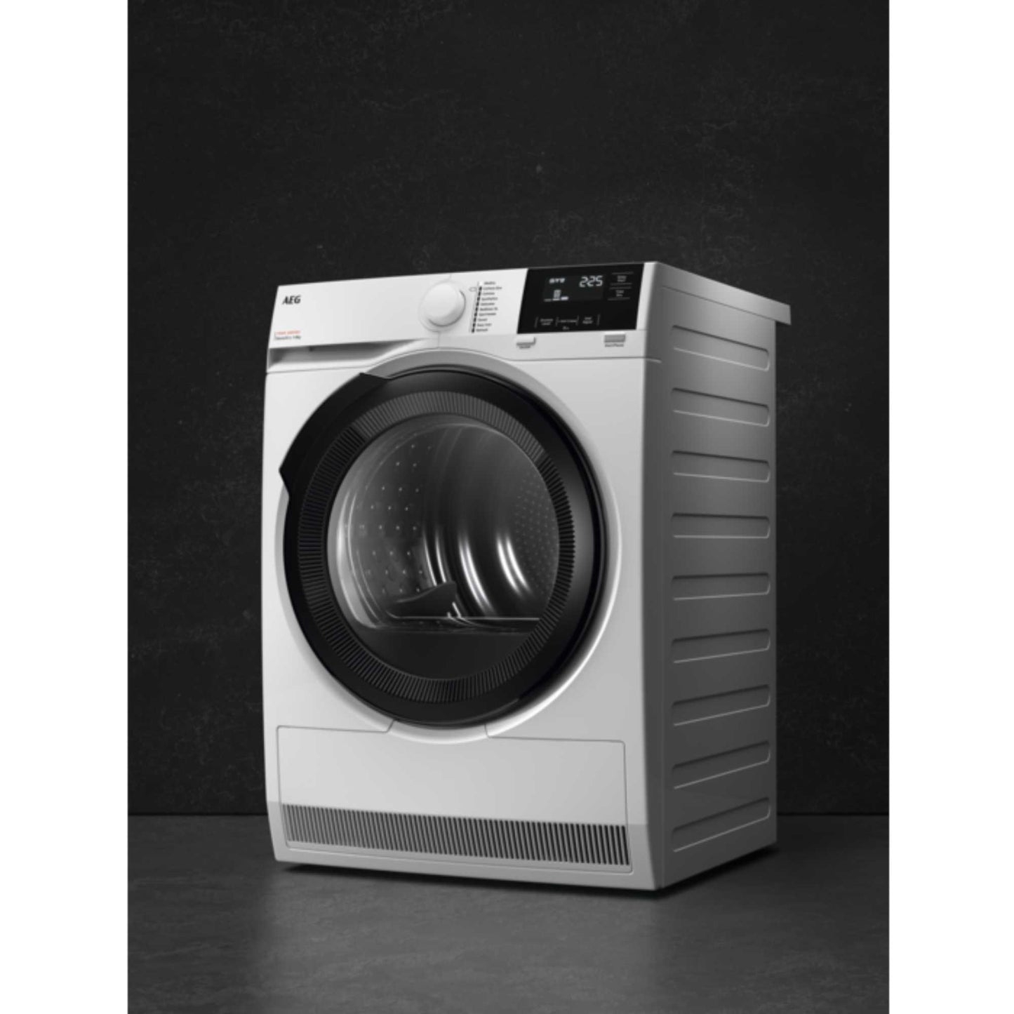 AEG 7000 SensiDry 8kg Heat Pump Tumble Dryer - TR718L4B