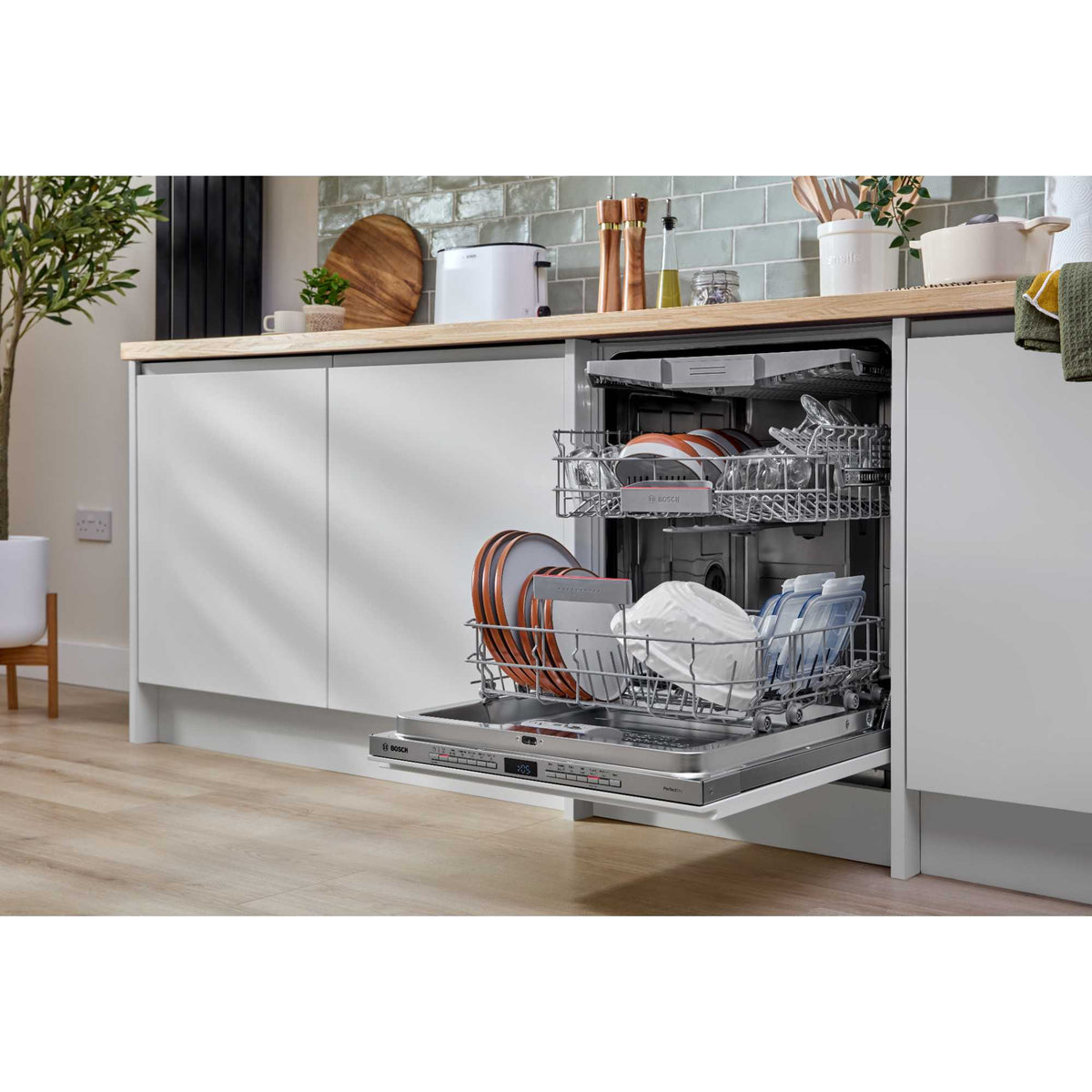 Bosch Series 6 Fully Integrated Full-Sized Dishwasher - SMV6ZCX10G