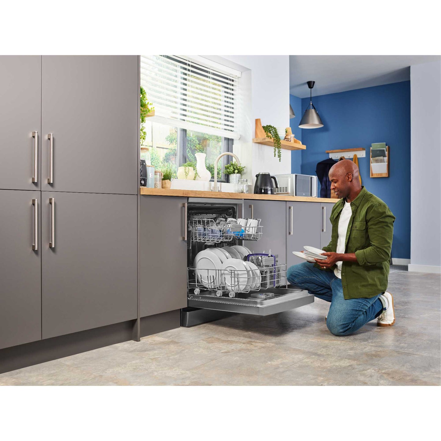 Beko Freestanding Full-Sized Dishwasher - BDFN26430X
