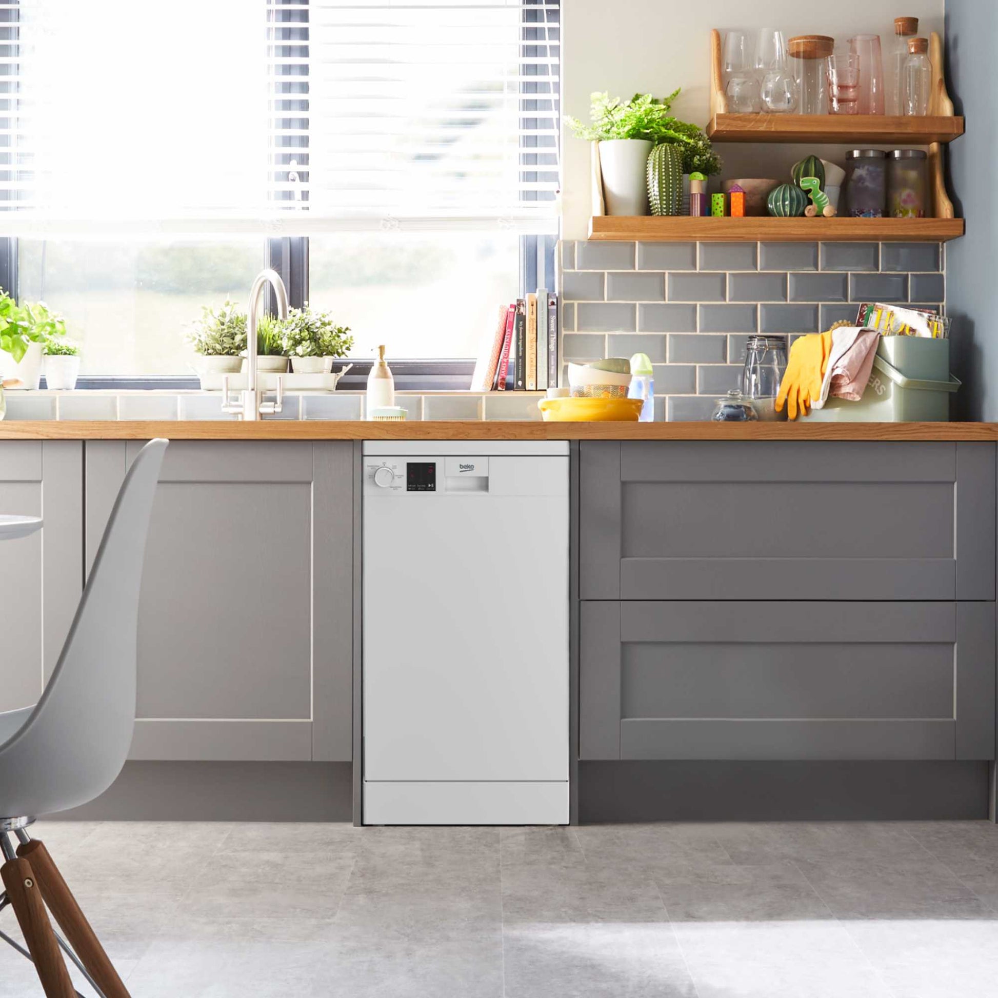 Beko Freestanding Slimline Dishwasher - DVS05C20W