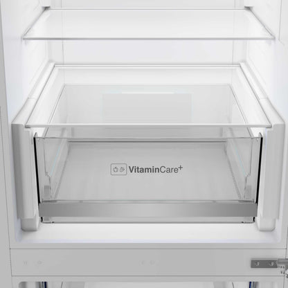Blomberg Fridge Freezer 60/40 Total No Frost - White - KNE24686VW