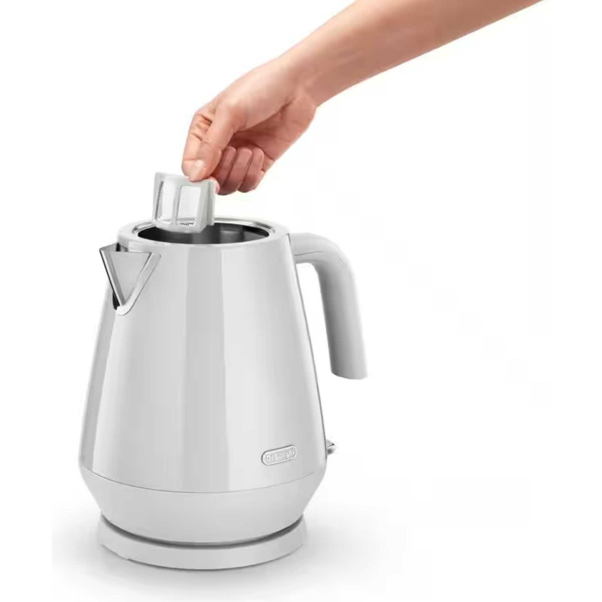 De'Longhi KBY3001 Eclettica Rapid Boil Kettle - White