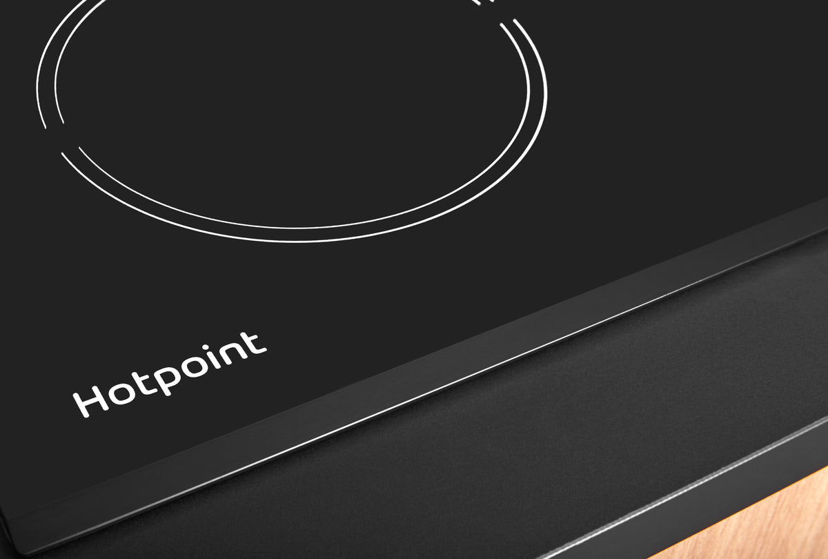 Hotpoint HR 724 B H 77cm 4 Zone Ceramic Hob - Black