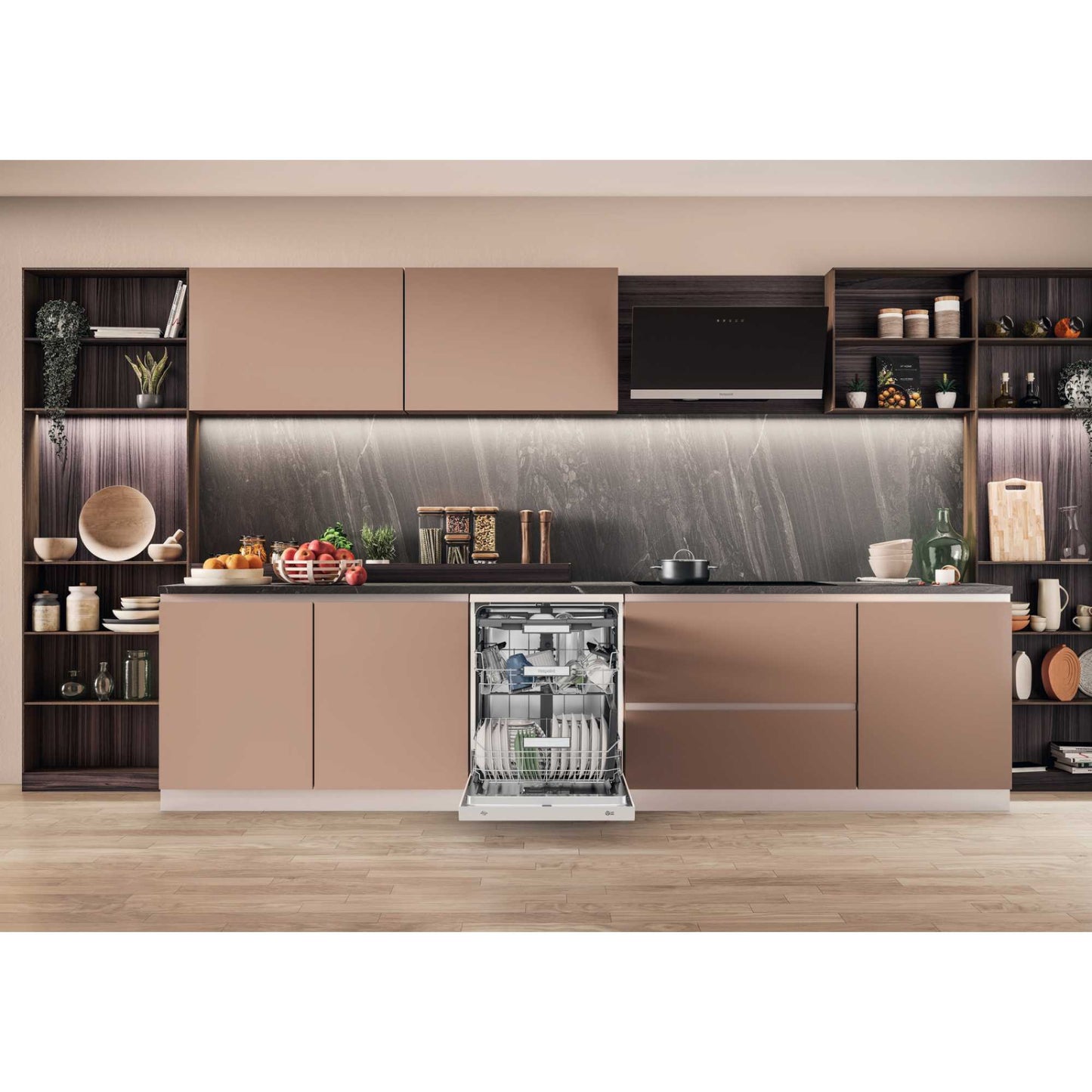 Hotpoint Freestanding Full-Sized Dishwasher - H7F HS41 UK