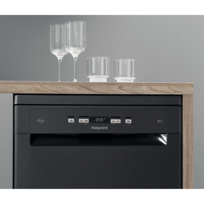 Hotpoint Freestanding Full-Sized Dishwasher - HFC 3C26 WC B UK