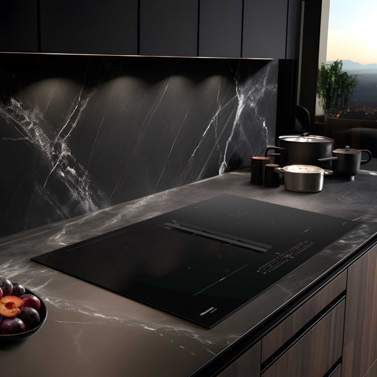 Hisense HEH8432BSCWF 83cm 4 Vented Induction Hob