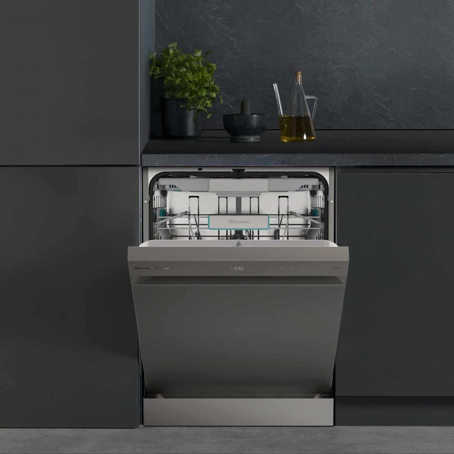 Hisense Hi6 Freestanding Full-Sized Dishwasher - HS673A90XUK