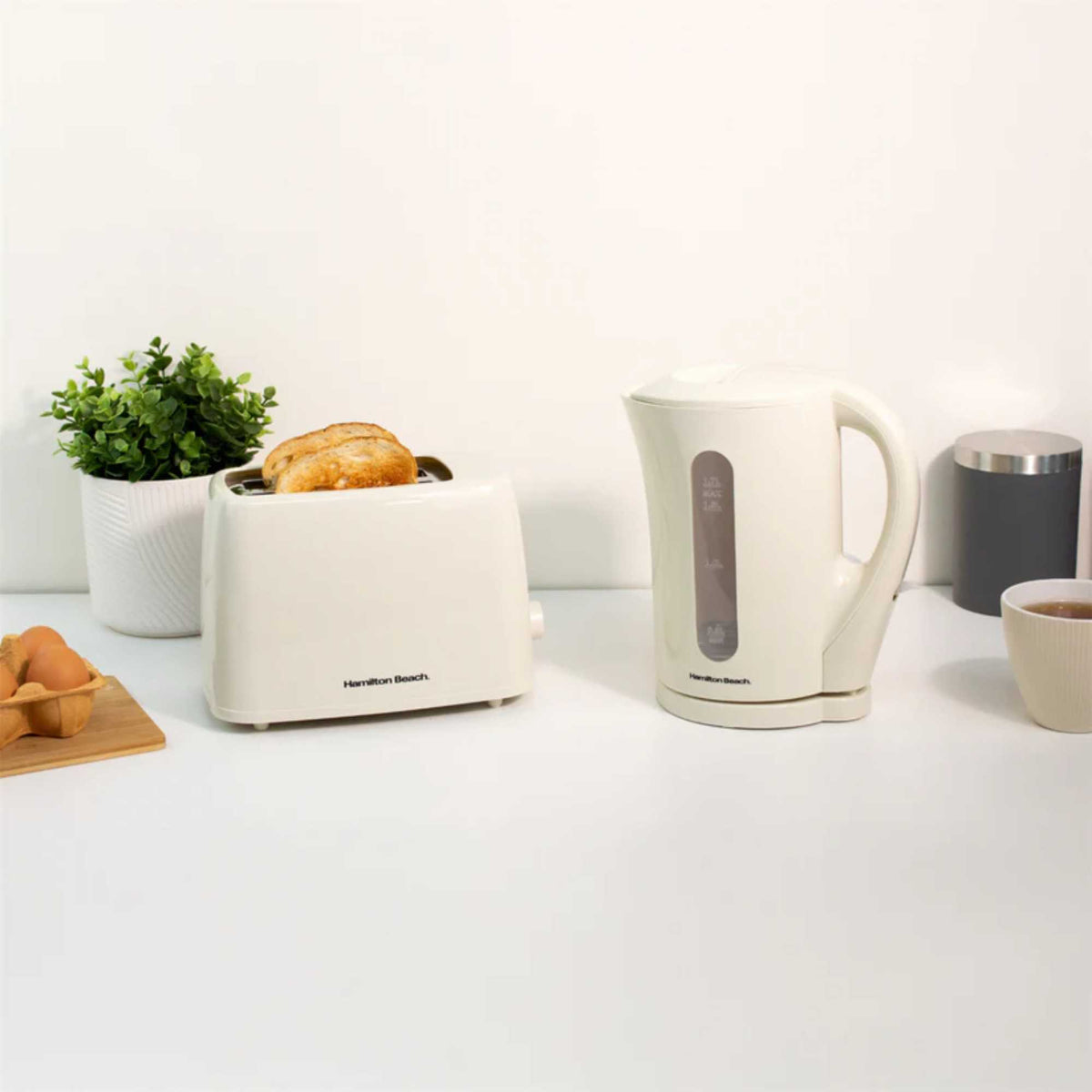 Hamilton Beach HB1107C 1.7L Jug Kettle - Cream