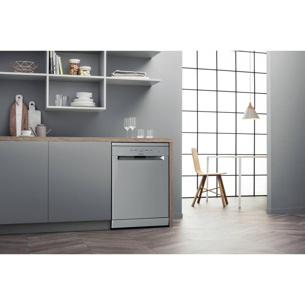 Hotpoint Freestanding Full-Sized Dishwasher - H2F HL626 X UK