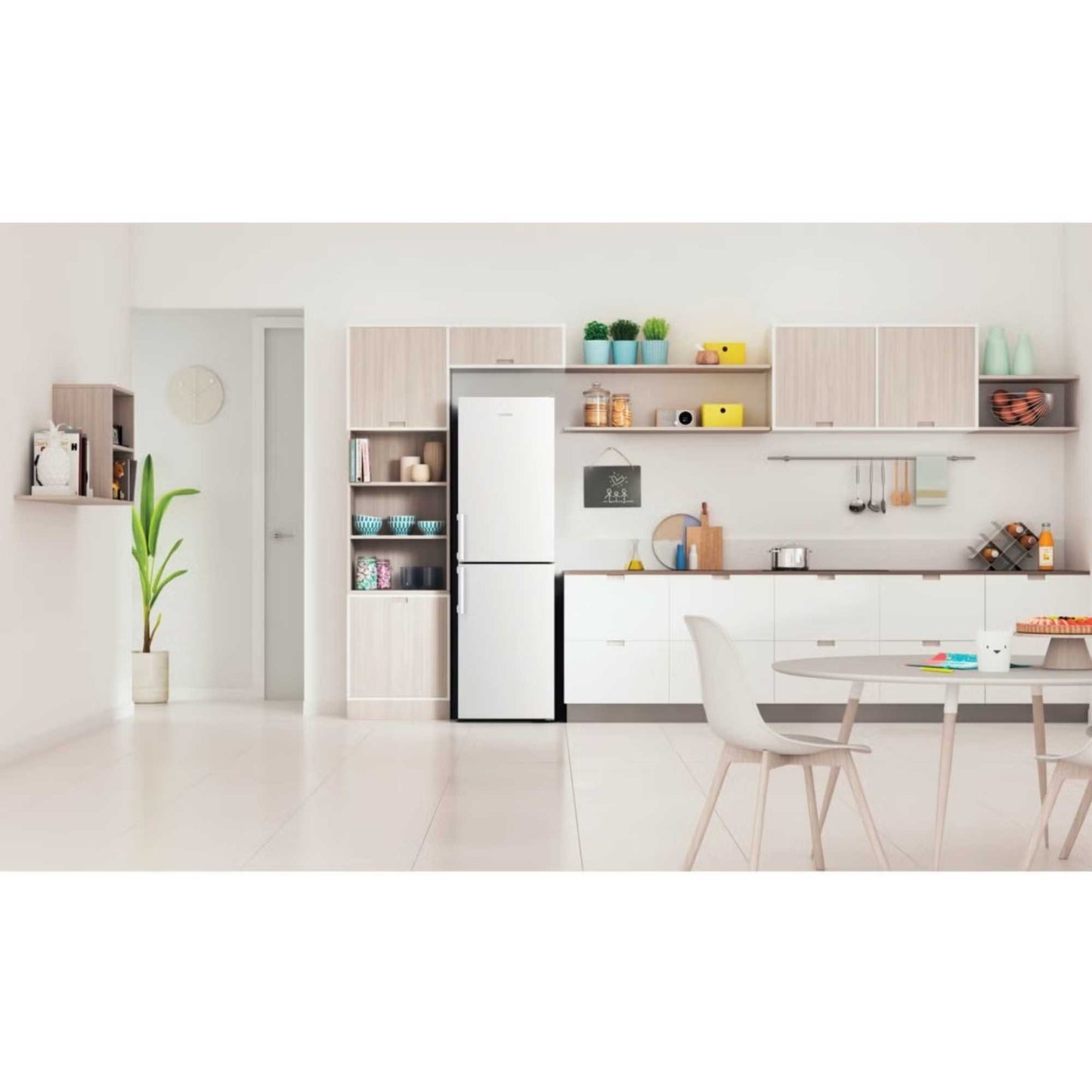 Indesit Fridge Freezer 50/50 Low Frost - White - IB55 732 W UK