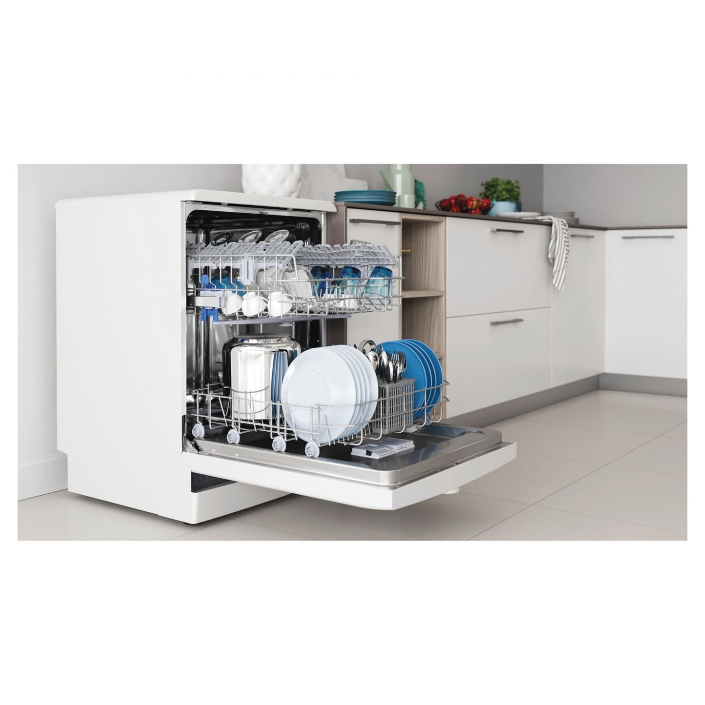 Indesit D2FHK26UK Freestanding Start Delay Dishwasher - White