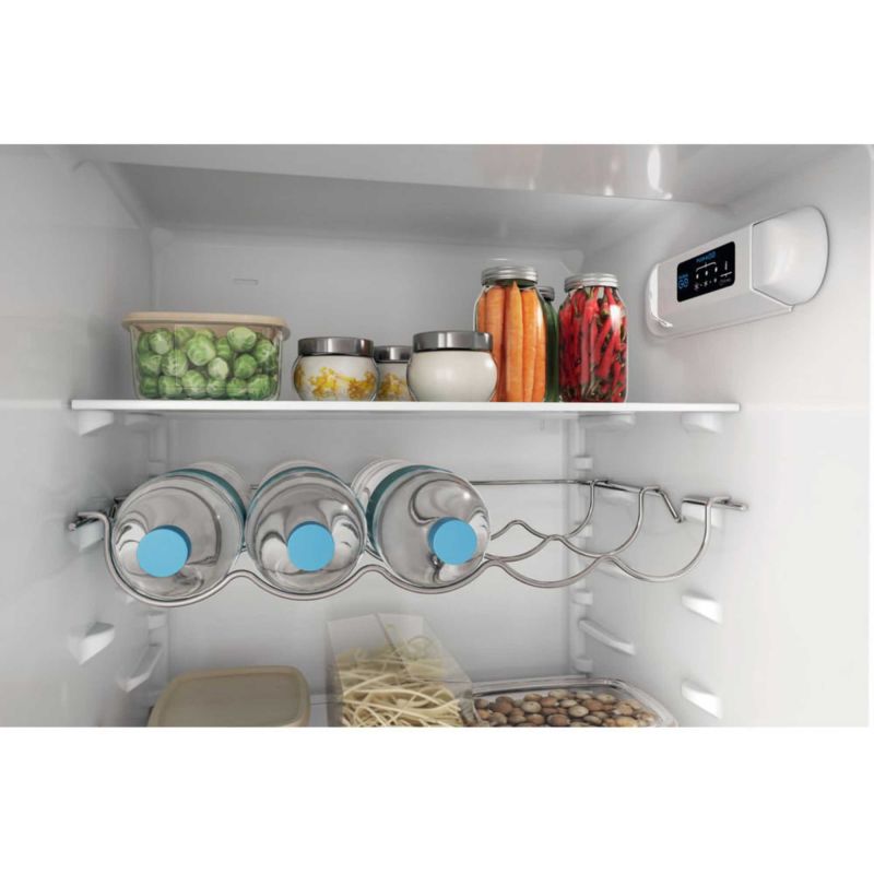 Indesit Push&Go Built-In Fridge 70/30 Freezer Low Frost - INC18D011B1