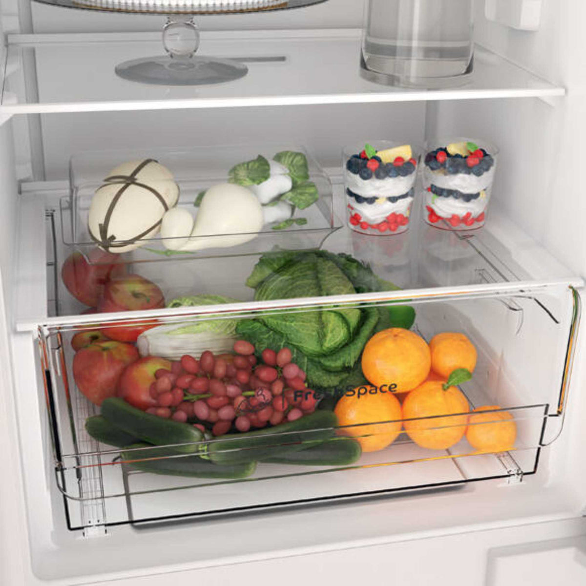 Indesit Push&Go Built-In Fridge 70/30 Freezer Low Frost - INC18D011B1