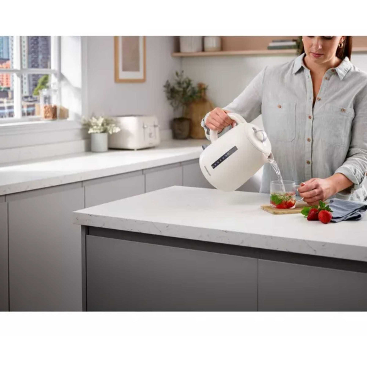 Kenwood Dawn Kettle ZJP09.000CR - Oatmeal Cream