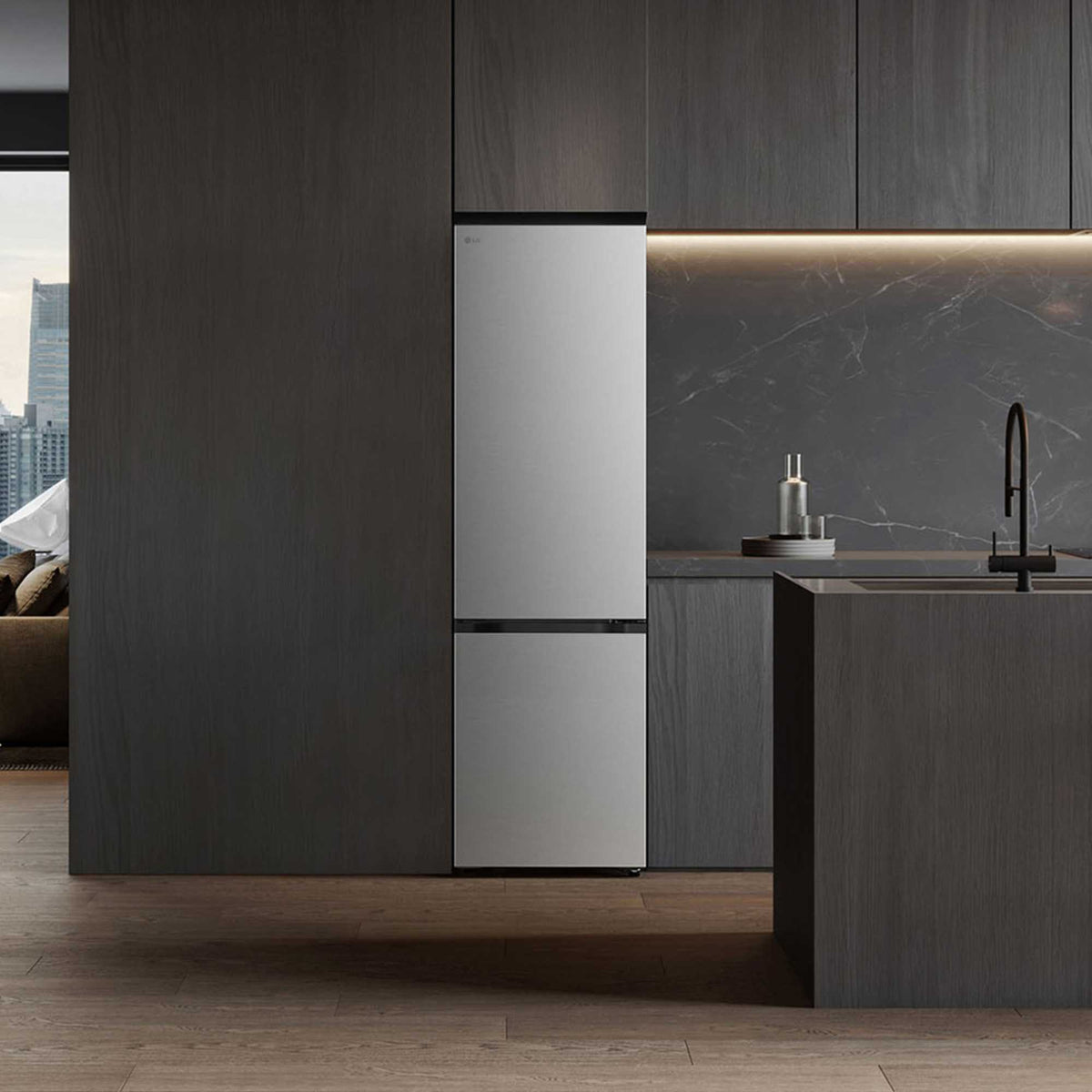 LG Fit & Max Fridge Freezer 70/30 Total No Frost - Silver - GBBSJ2CCPY
