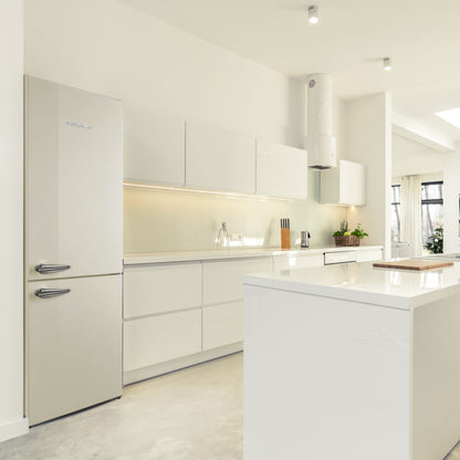 Montpellier MAB386EC Retro No Frost Fridge Freezer in Cream