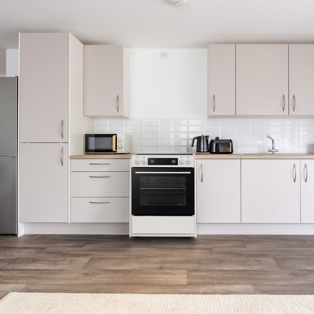 Montpellier Appliances MDAFCS60CFW