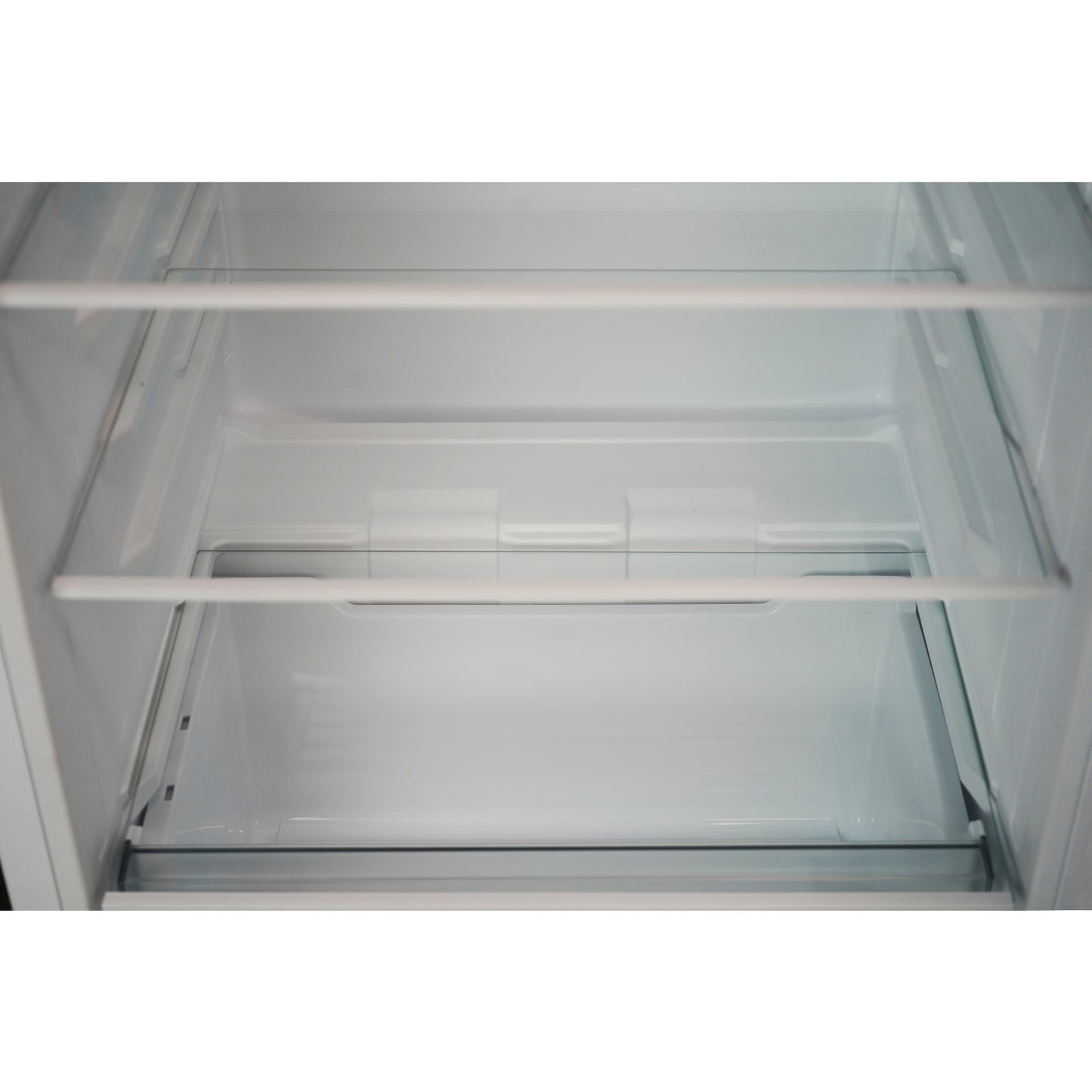 Montpellier MDATLF145W Tall Larder Fridge