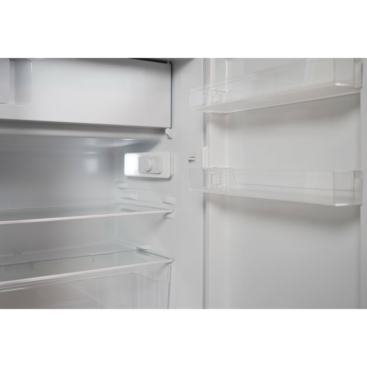 Montpellier MDAUCIB54W Undercounter Refrigerator with Icebox
