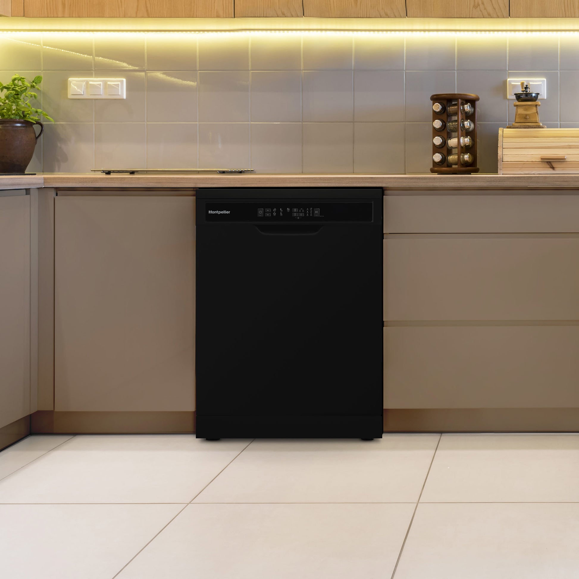 Montpellier MDWD1354K 60cm 60cm Freestanding Dishwasher in Black