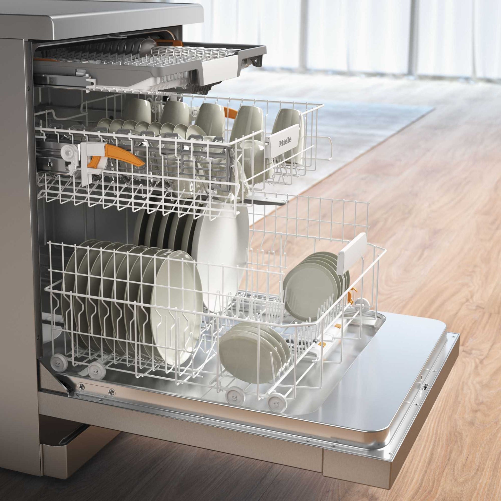 Miele Active Plus Freestanding Full-Sized Dishwasher - G 5811 SC CLST