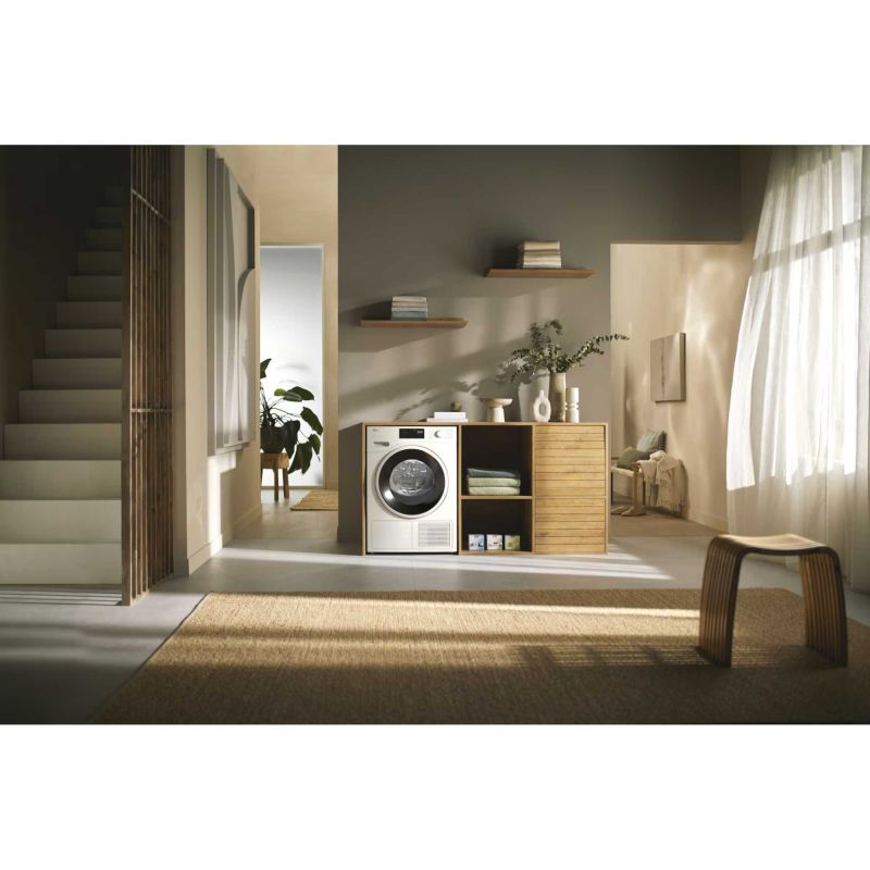 Miele T1 8kg Heat Pump Tumble Dryer - TWC640WP