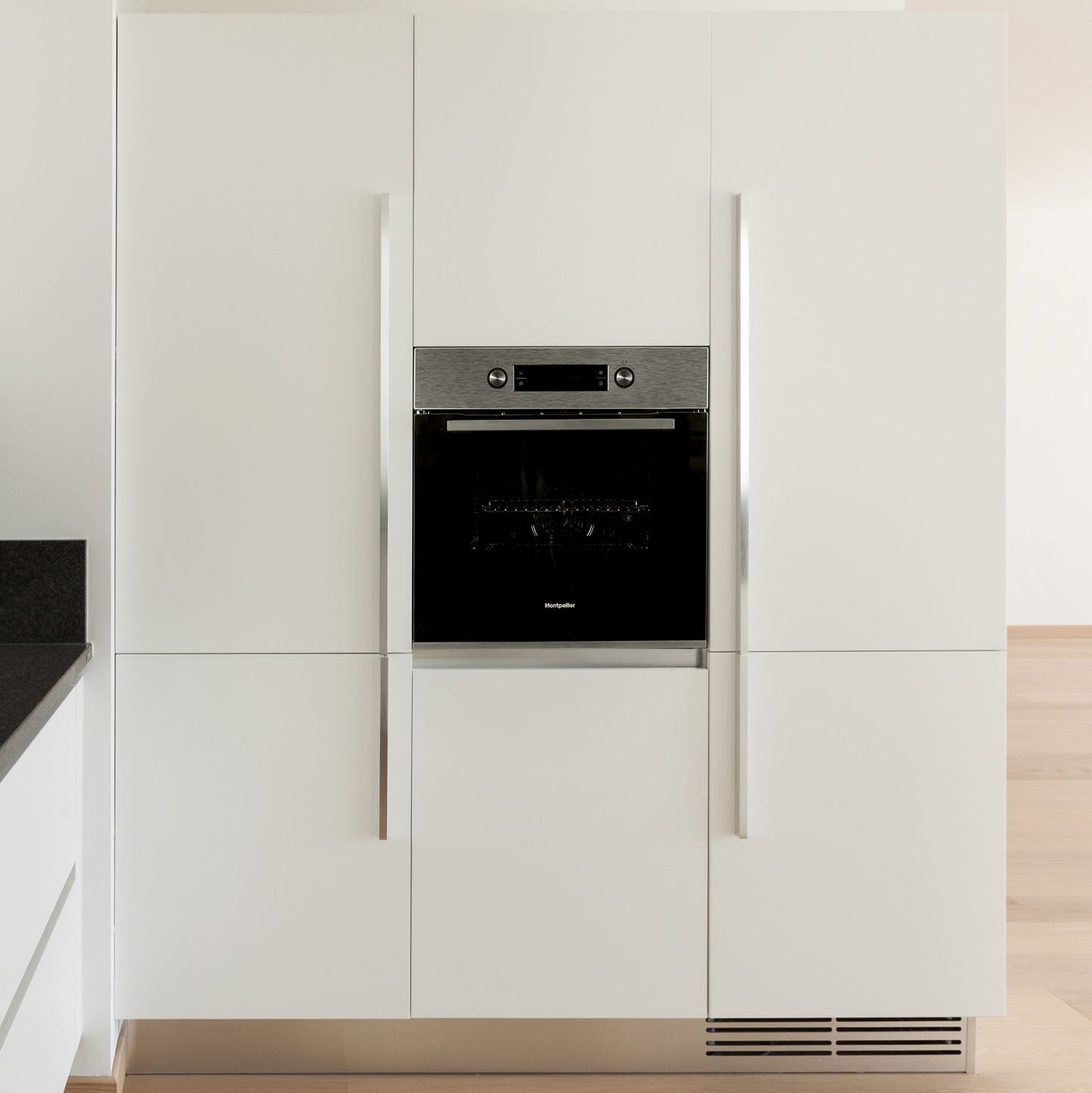 Montpellier MMFSO70SS Multi-function Single Oven
