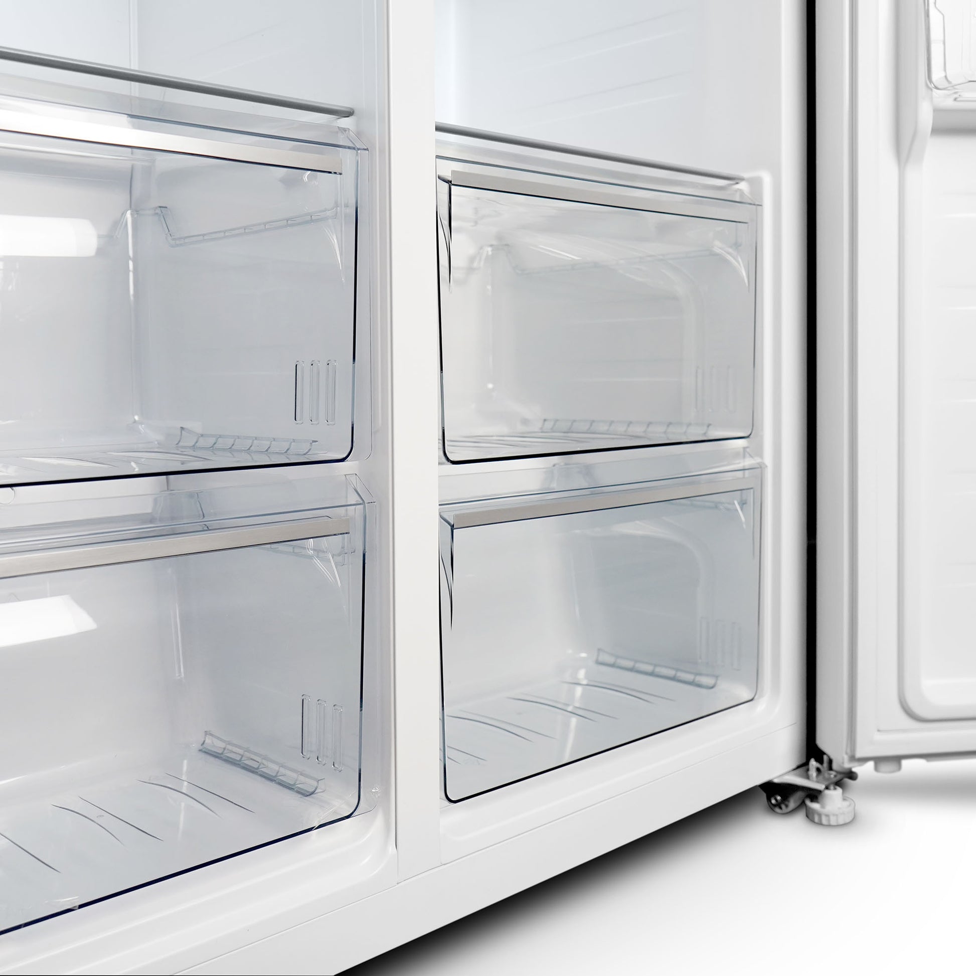 Montpellier MSBS442W American Style Side by Side Fridge Freezer in White