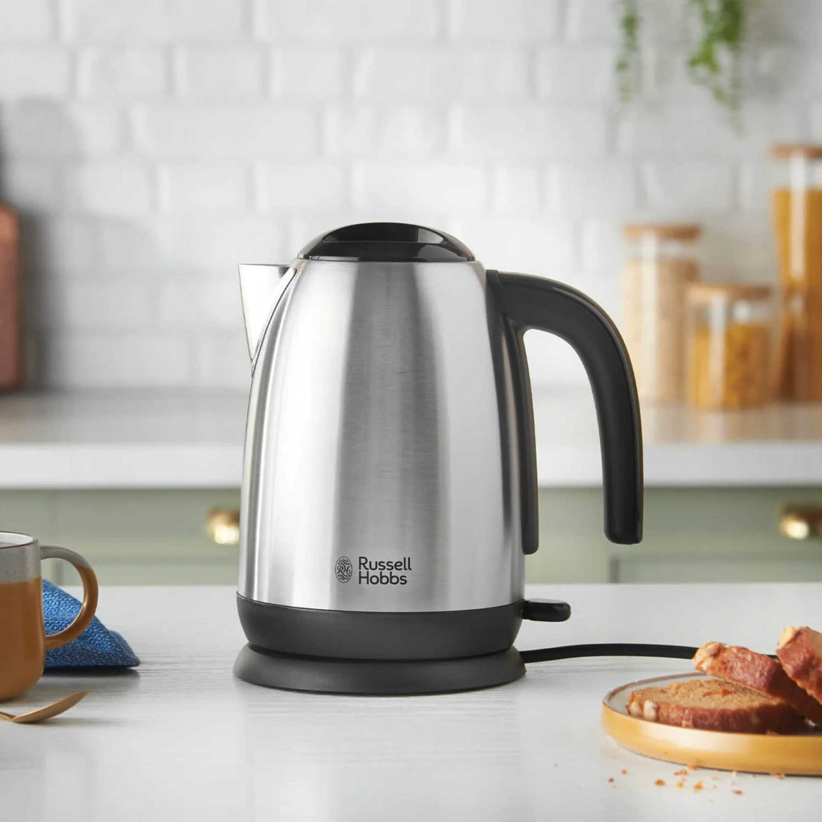Russell Hobbs 23910 1.7l 3kW Cordless Classics Kettle - Brushed Stainless Steel