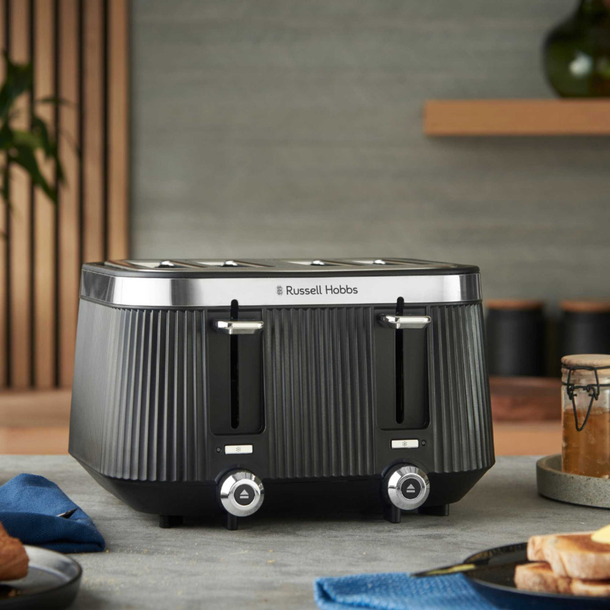 Russell Hobbs 26770 Bronte 4 Slice Toaster - Black