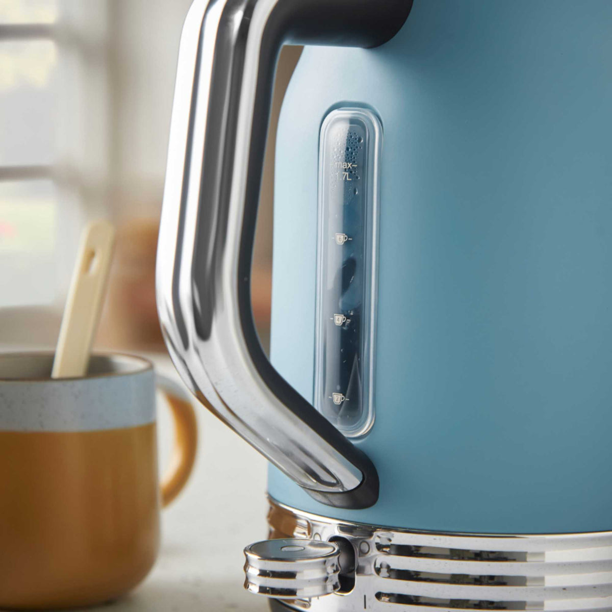 Russell Hobbs Hanley Kettle 1.7L Retro Blue - 28641
