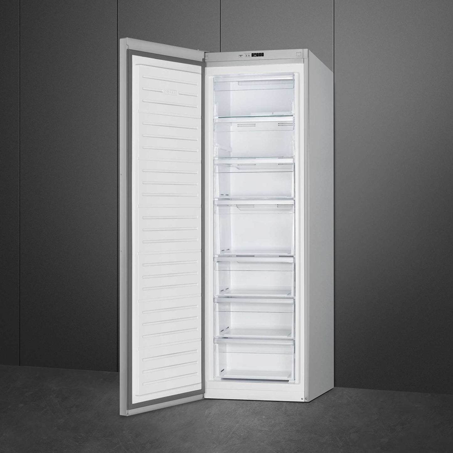 Smeg Tall Freezer No Frost - Silver - UKFF18EN2HX