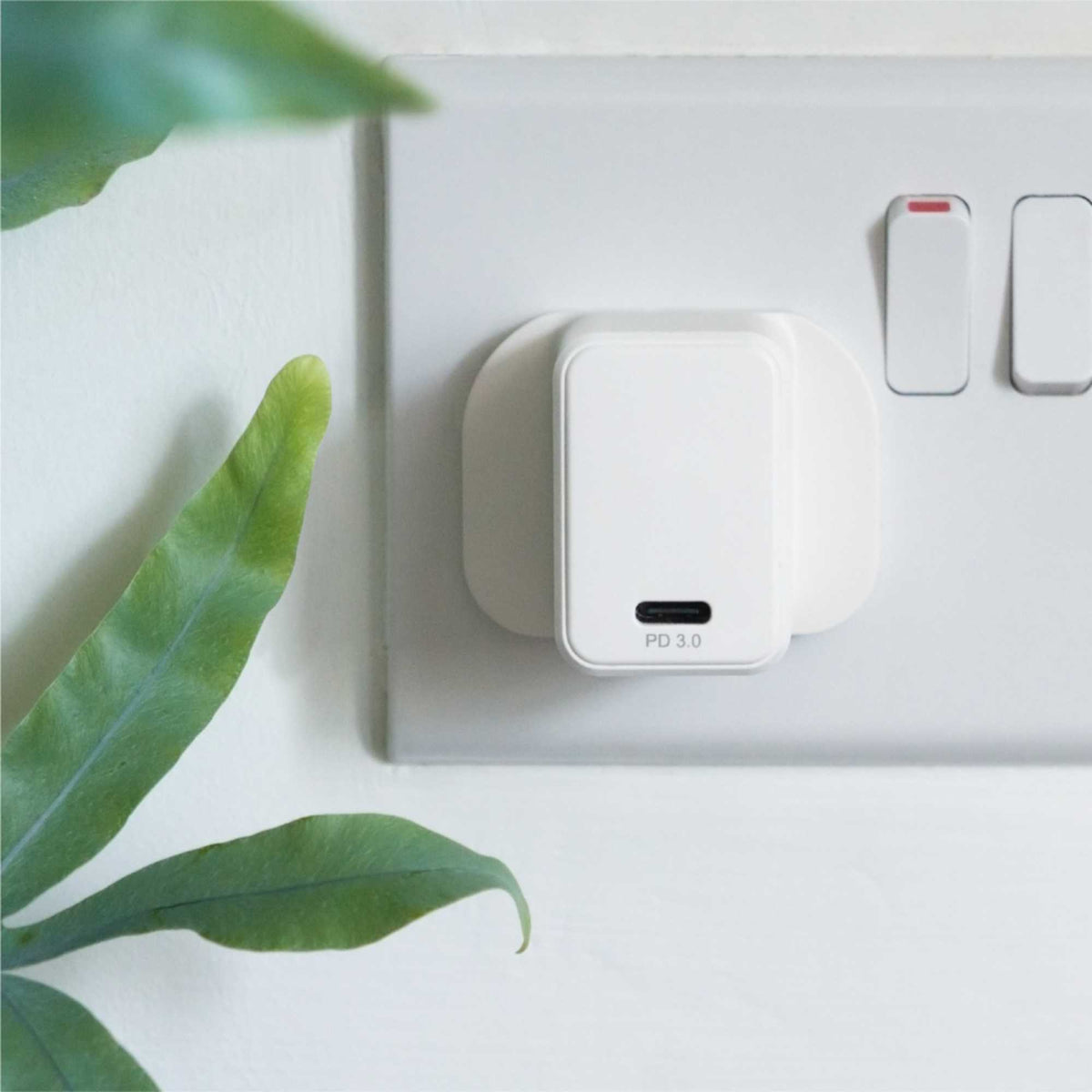 VELD VH20BW 20W Super-Fast USB-C Wall Charger