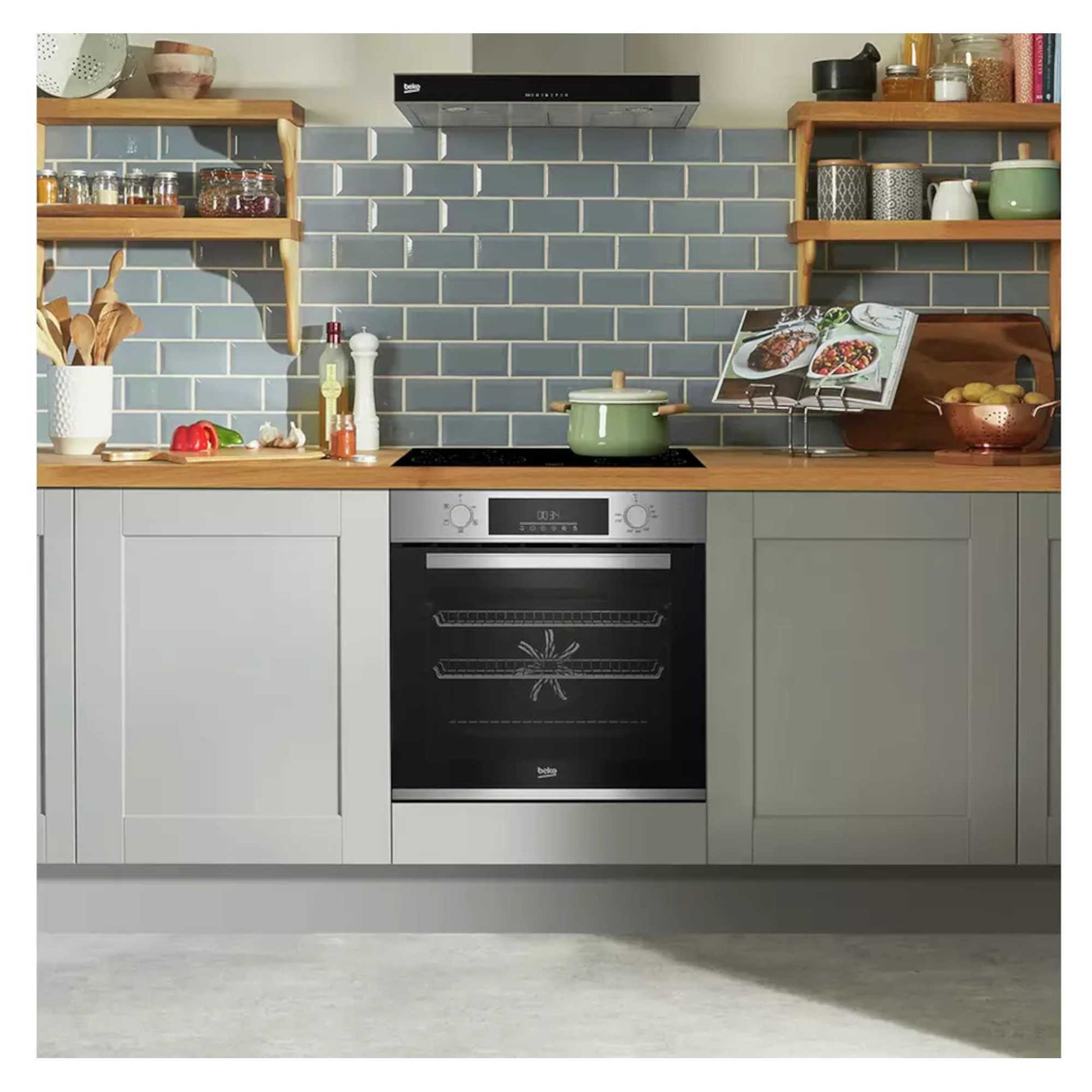 Beko AeroPerfect BBAIF22300X Built-In Single Electric Oven