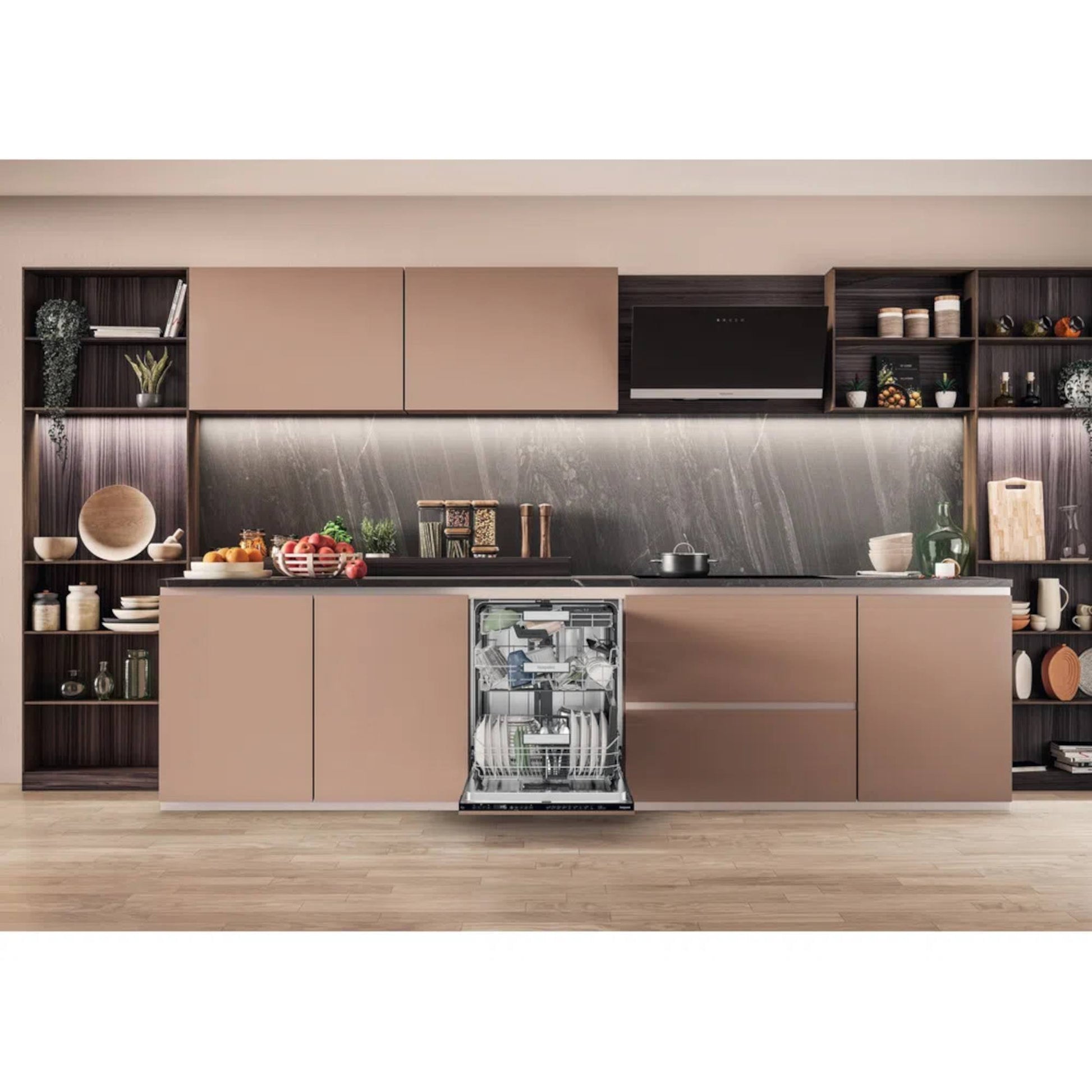 Hotpoint Hydroforce Fully Integrated Full-Sized Dishwasher - H8I HP42 L UK