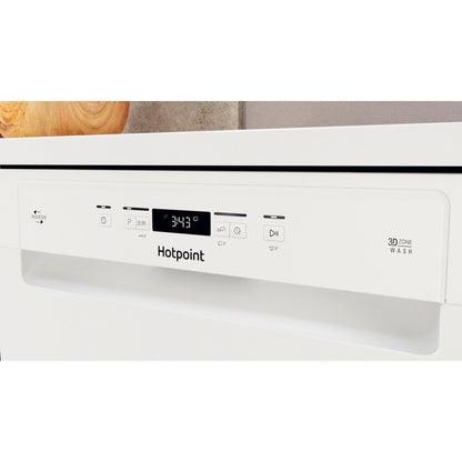 Hotpoint Freestanding Full-Sized Dishwasher - HFC 3C26 W C UK