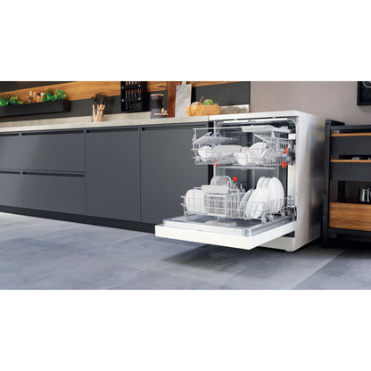 Hotpoint Freestanding Full-Sized Dishwasher - HFC 3C26 W C UK